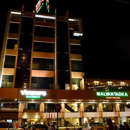 Hotel Treebo Trend Vinamra Residency à Navi Mumbai Extérieur photo